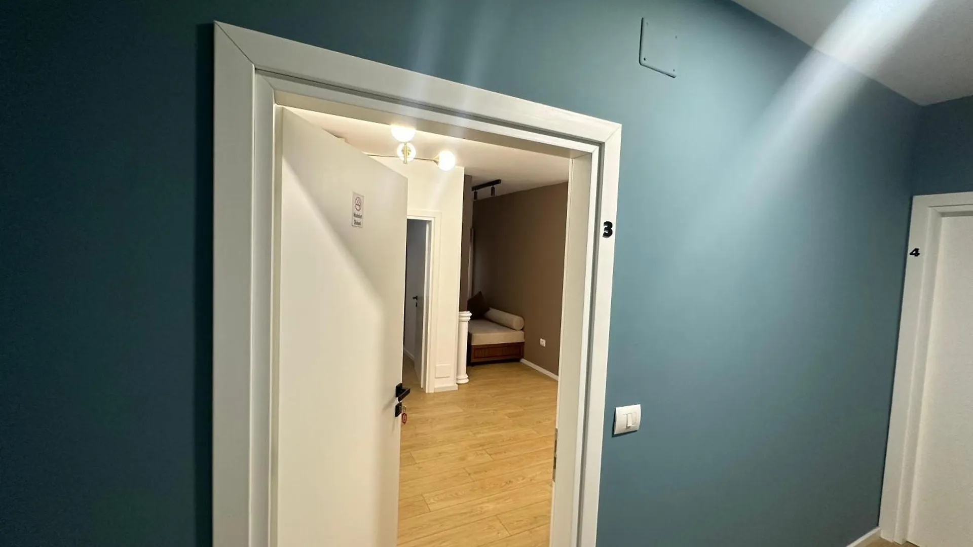 아파트 Bazar Inn Apartaments 티라나 알바니아